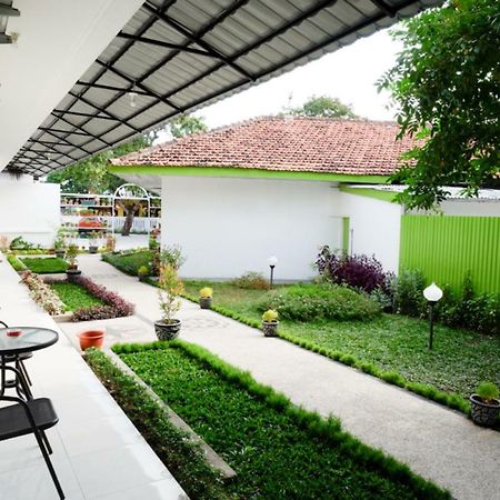 Reddoorz Near Mataram University Exterior foto