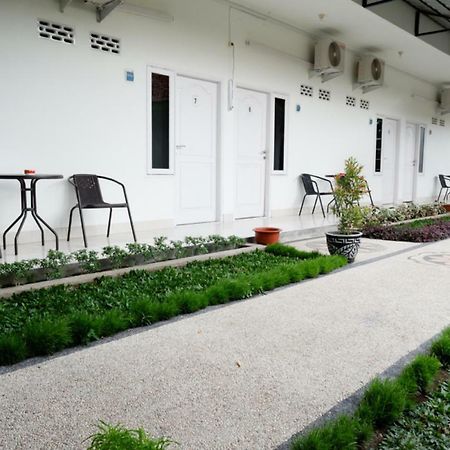 Reddoorz Near Mataram University Exterior foto