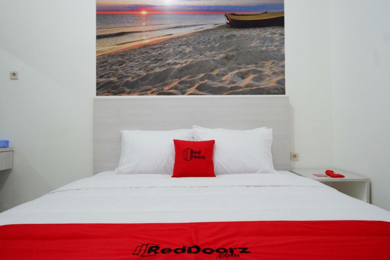 Reddoorz Near Mataram University Exterior foto