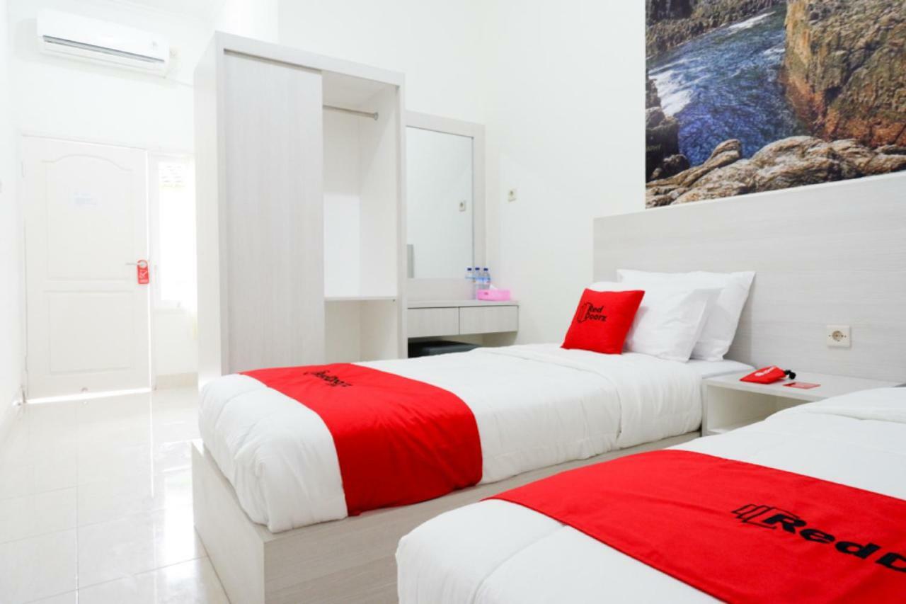 Reddoorz Near Mataram University Exterior foto